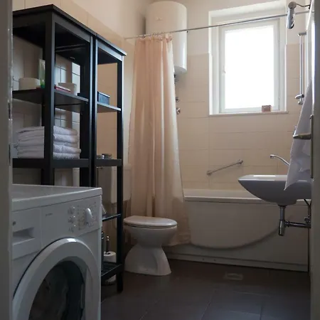 شقة Centre Split Apartment Trina